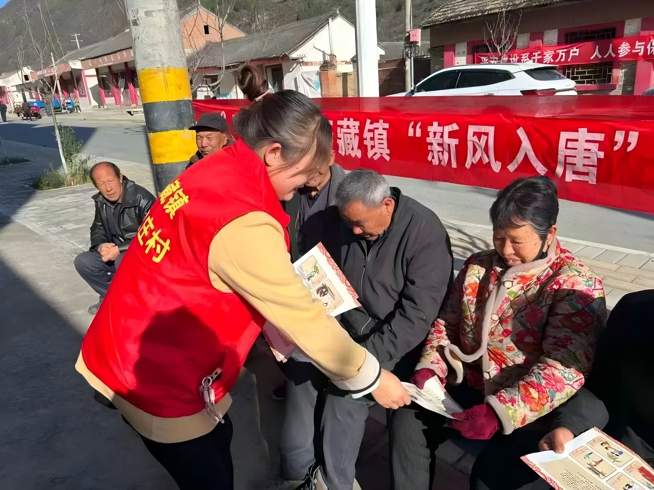 凤县构建“八位一体”宣讲矩阵 推动党的创新理论“飞入寻常百姓家”